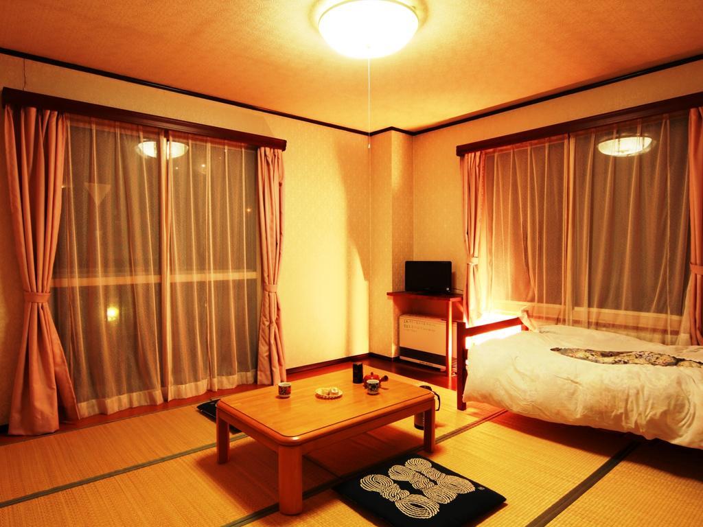 ซันไรส์ เมจิ-ยะ Hotel โนซาวะออนเซ็น ภายนอก รูปภาพ